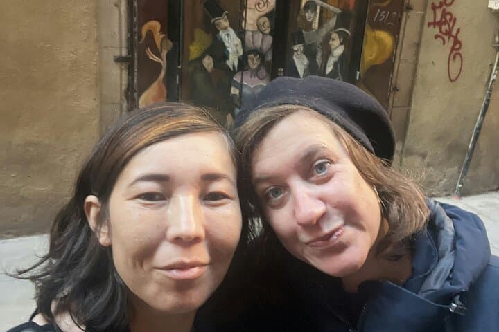 Barcelona Walking Tour: Self-Guided City Game