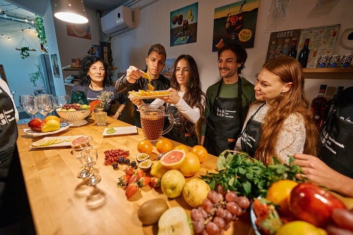Tapas & Sangria Workshop with Craft Beer Pairing in Barcelona