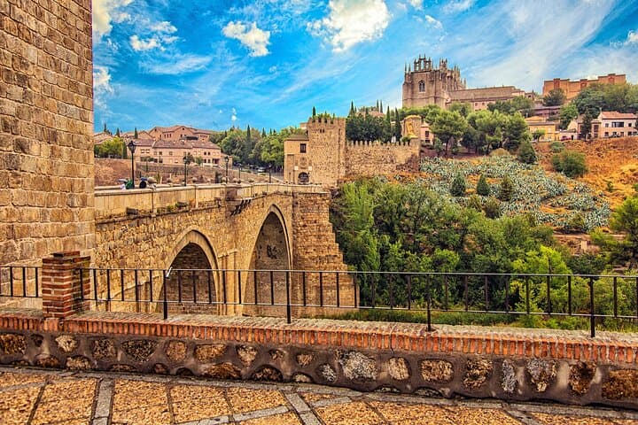 Toledo Walking Tour with Audioguide on Your Smartphone