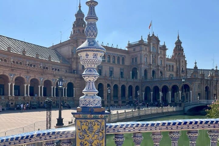 Seville’s Plaza de España: A Self-Guided Tour