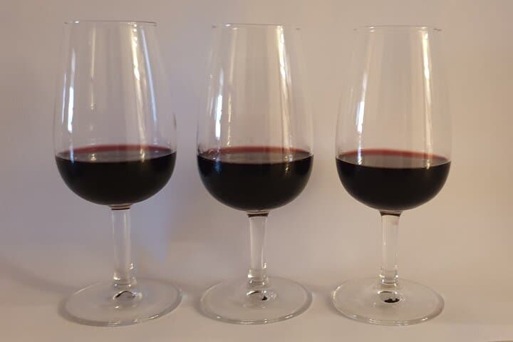 Can you tell which wine is which? A fun blind tasting game to challenge your senses and spark conversation.