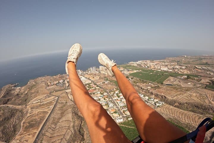 Premium Paragliding in Tenerife : Photos, videos and pickup included