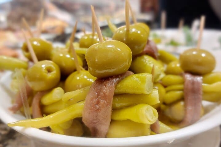 San Sebastian Pintxos Tour: Local immersion in Amara neighborhood