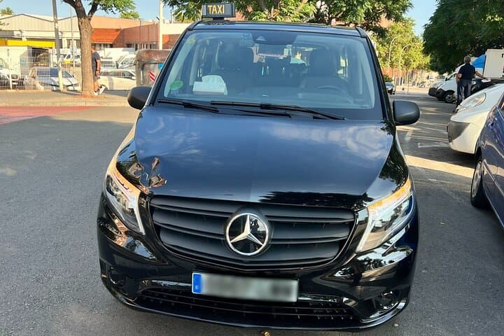 Barcelona Airport Transfer to City | Groups up to 14 Cars & Vans