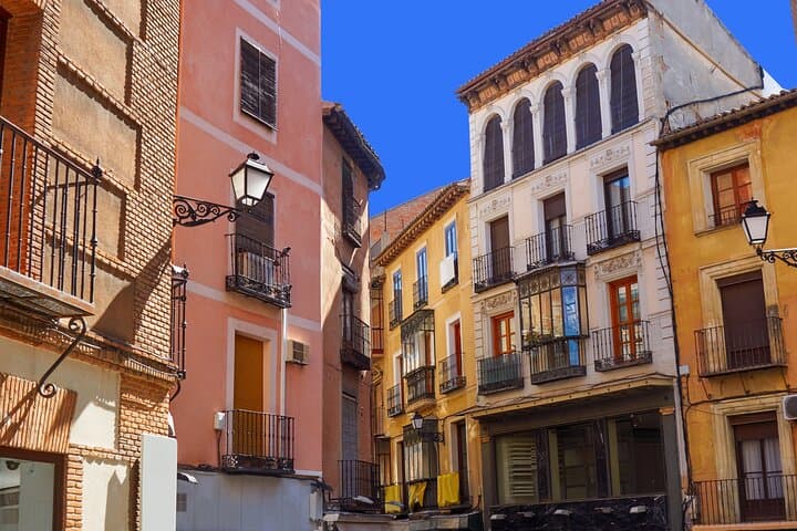 Hello Toledo: Private 2-Hour Intro City Walk with Local Guide