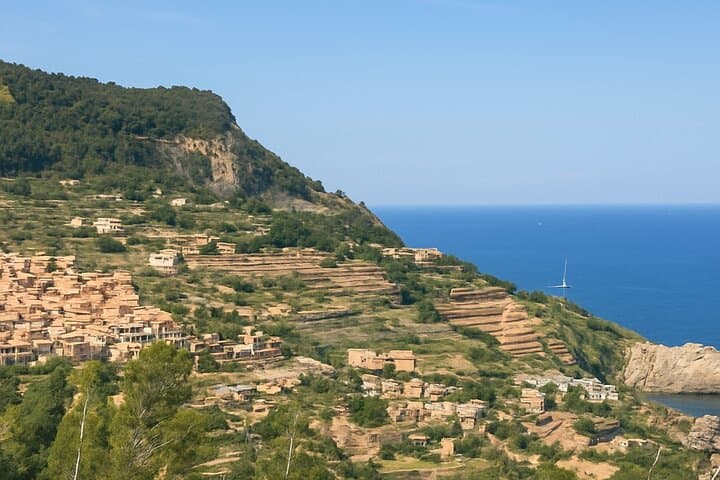 Mallorca Scenic Villages Tour with Traditional Lunch
