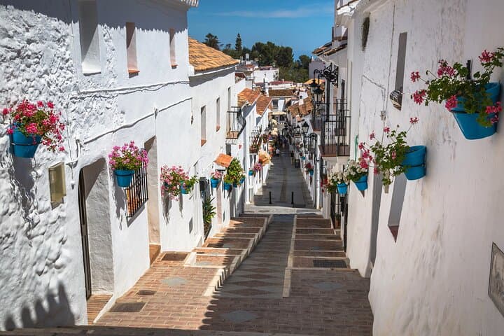 Private Tour Historic Center of Mijas