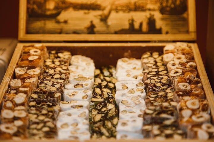 Barcelona Churros & Chocolate Walking Tour