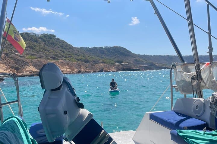 Private Sailing Adventure with snacks & drinks, snorkeling and SUP