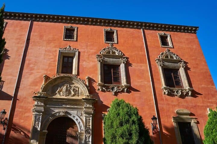 Granada Private Walking Tour with a Local