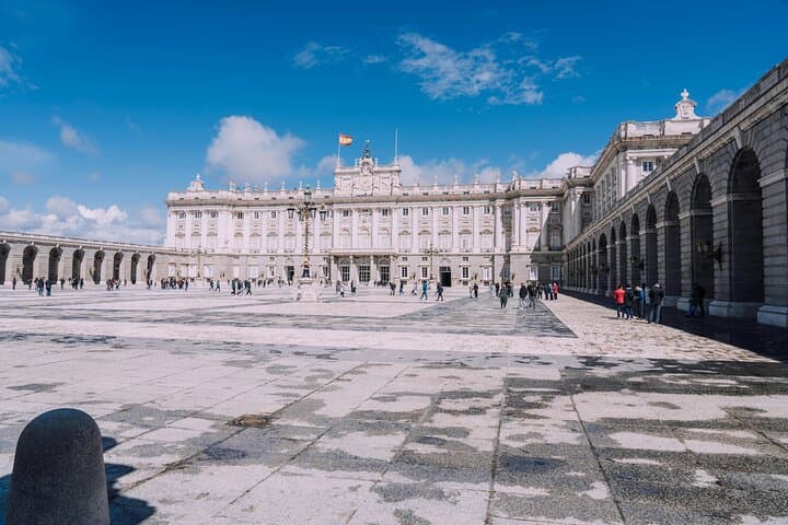 Madrid Electric Bike Tour, Self-Guided Half Day Experience