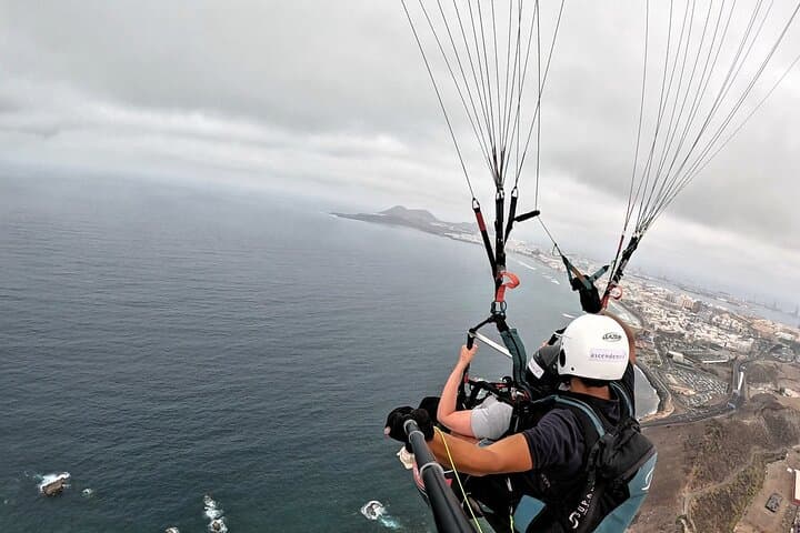 Paragliding Tandem Flight in Las Palmas de Gran Canaria