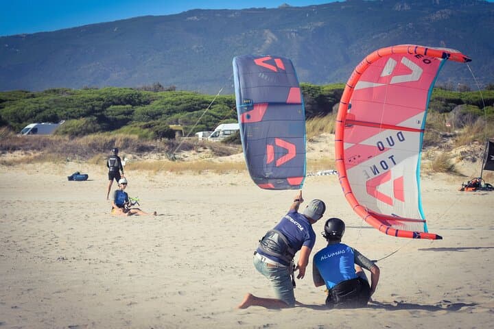 Kitesurfing lessons in Tarifa – Semi-private for all levels