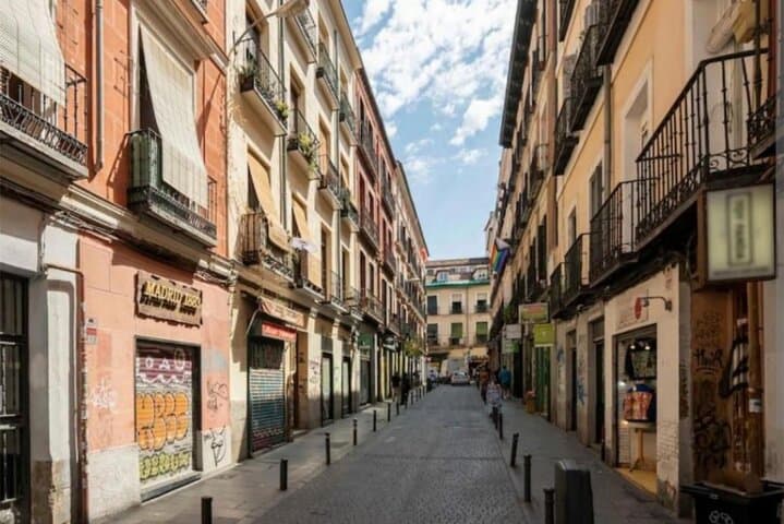 Malasaña and Chueca A Tour That Shouts Freedom