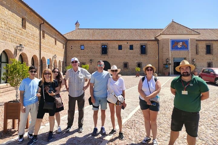 Carmona and Necropolis: Guided Day Tour from Seville