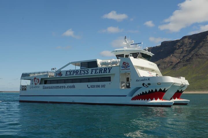Lanzarote:Return ferry ticket to La Graciosa. Free wifi & parking