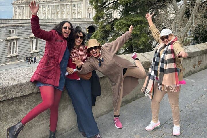 Discover Madrid in Tuk Tuk for 2 hours