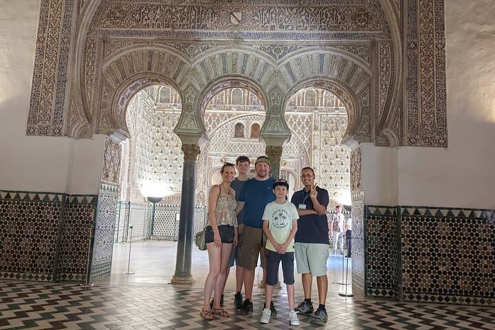 Seville: FREE City Tour + option Alcázar & Cathedral with tickets