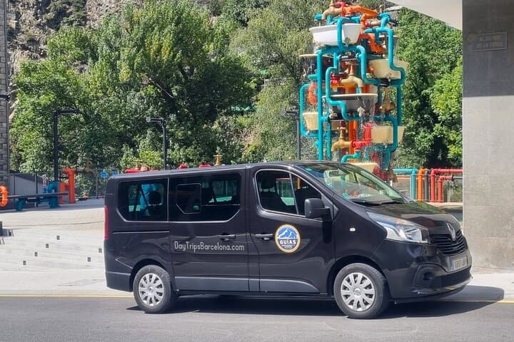 Comfortable and air-conditioned minivan