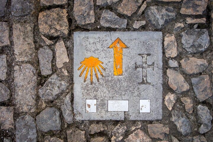 Hello Santiago de Compostela: Private 2-Hour City Walk with Guide