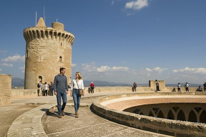 Palma de Mallorca Private Walking Tour with Local