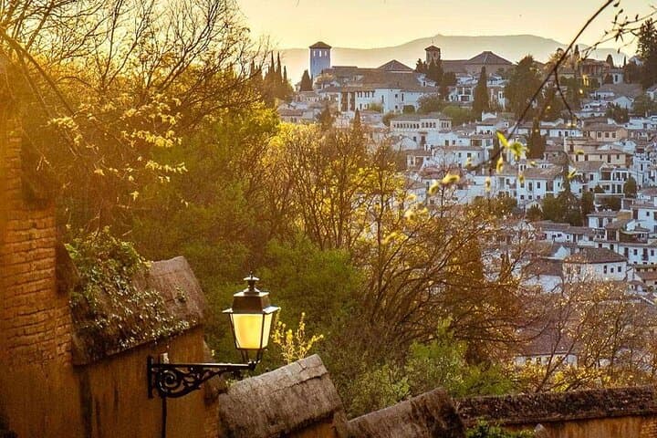 Albaicin and Sacromonte - The Charm of Granada