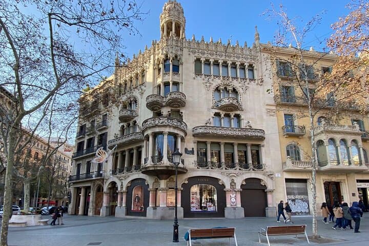 Barcelona Walking Tour Discover Modernisme Gems