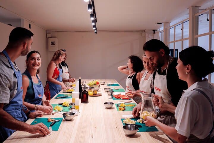 Authentic spanish tapas cooking class in barcelona
