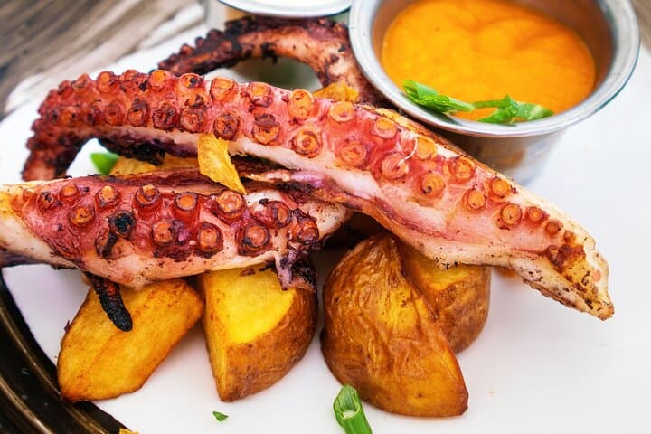 Traditional Tapas Cooking Class + Wine Pairings (6-Course Meal)