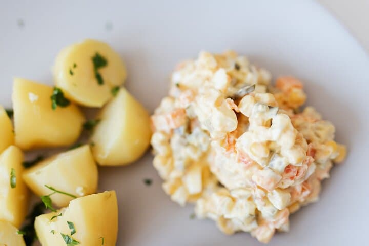 Make Spanish Tapas & Paella + Unlimited Wine (3-Course Meal)
