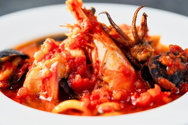 Make Spanish Tapas & Paella + Unlimited Wine (3-Course Meal)