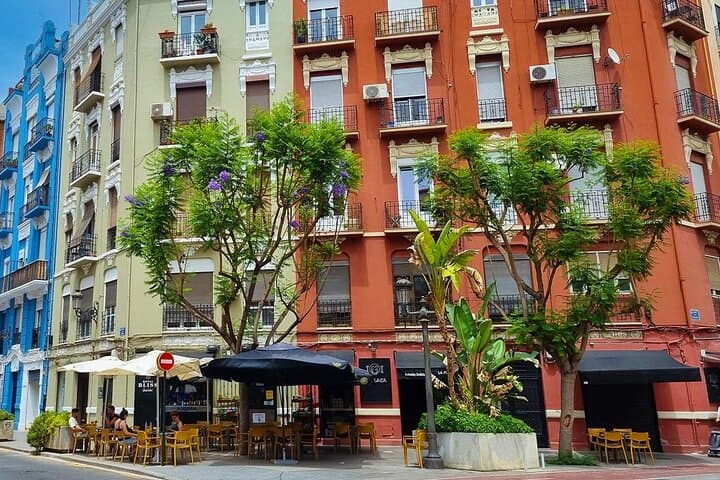 Ruzafa Evening Food and Wine Tour Tapas Drinks and Local Secrets