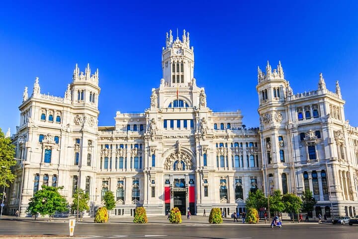 Private Madrid History and Highlights Walking Tour