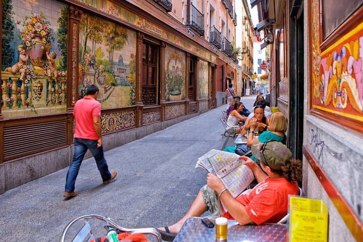 Private Madrid History and Highlights Walking Tour
