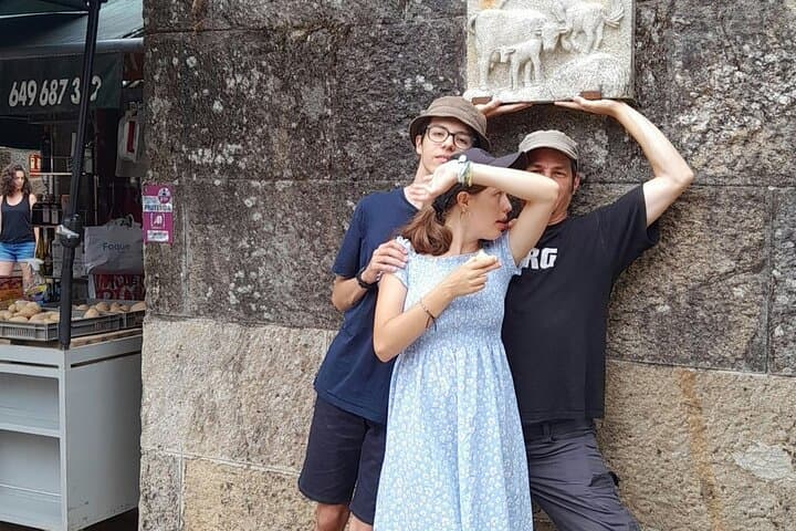 Santiago de Compostela Quest: The Pilgrim's Old Town