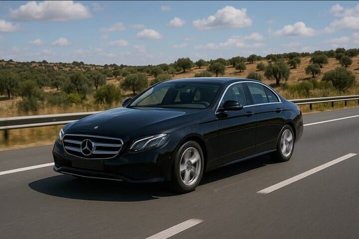Private Transfer from Santiago de Compostela to Porto