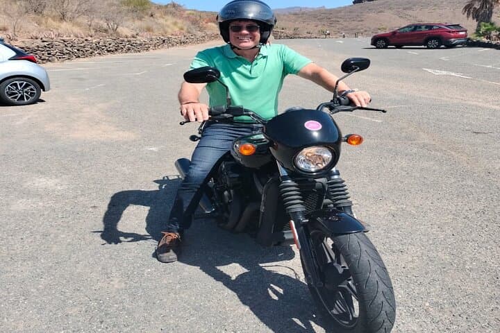 HARLEY DAVIDSON KTM Motorcycle Tours