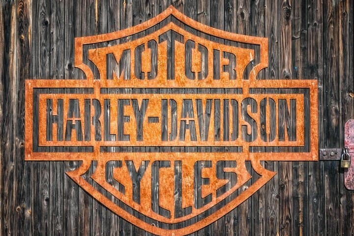 HARLEY DAVIDSON KTM Motorcycle Tours