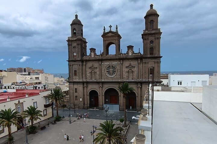 Santa Ana Square and Cathedral