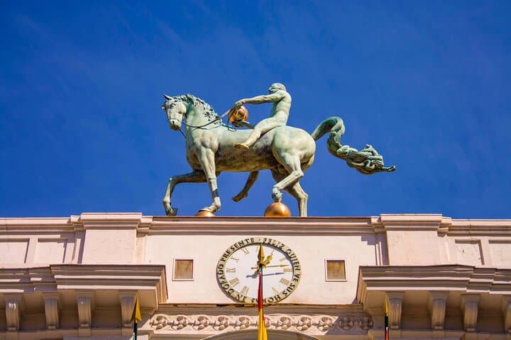 Granada Walking Tour with Audioguide on your Smartphone