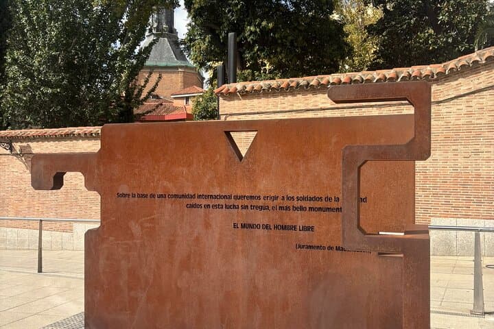 Monumento a las victimas españolas de Mathausen