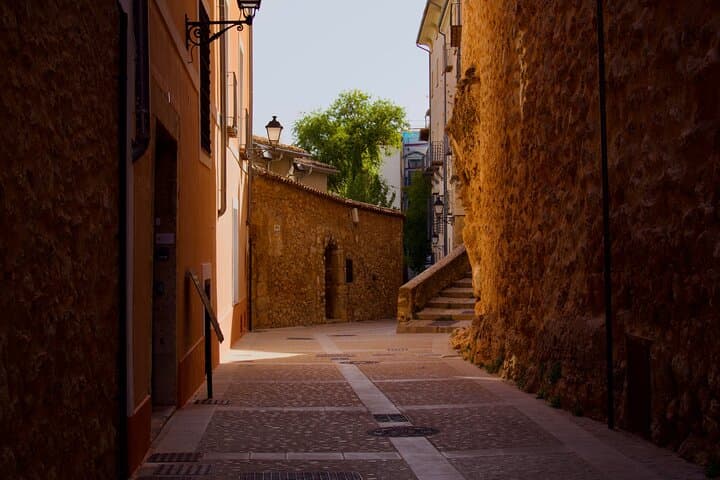 Visit Cuenca and a Vineyard in Spanish Tuscany from Madrid