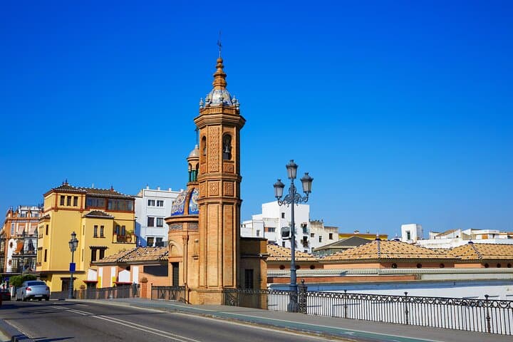 Private Tour Barrio de Triana in Seville