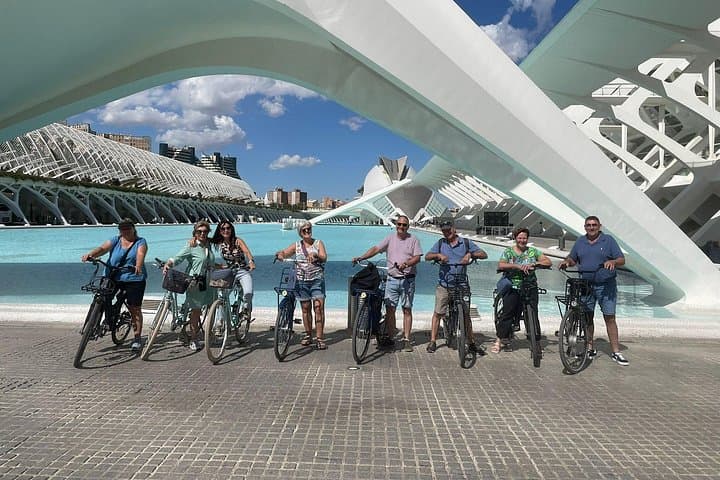 Valencia: Old Town to City of Arts E-Bike Tour