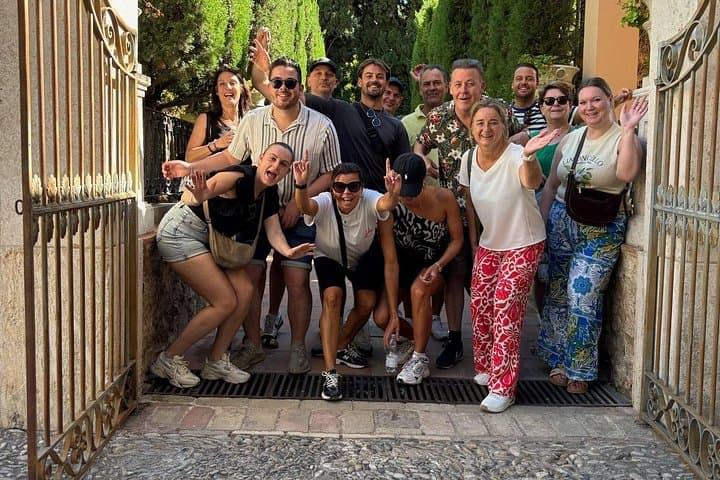 Valencia: Old Town to City of Arts E-Bike Tour