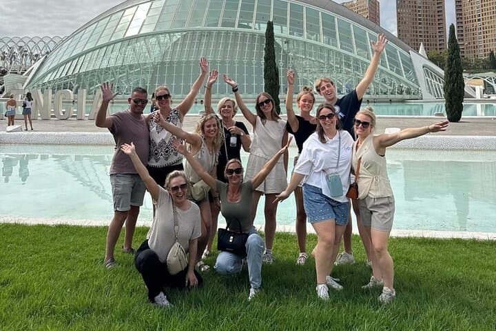 Discover Valencia by bike – tour in Dutch