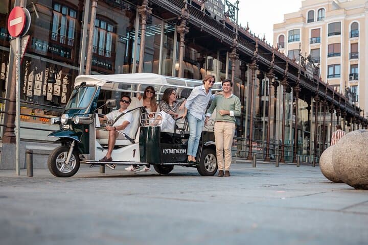 Private Eco Tuk Tuk Tour with Local Guide