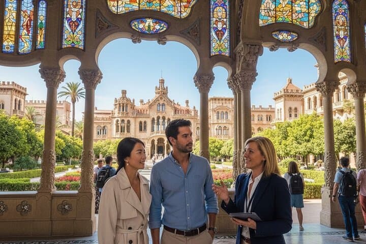 Barcelona Private Experience Premium match and Gaudi Tour