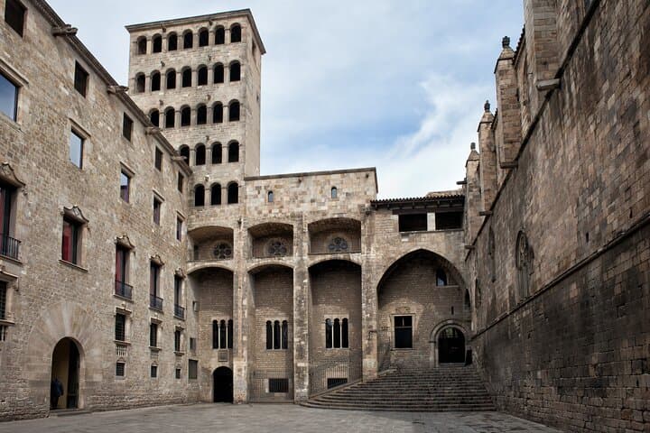 Barcelona Gothic Quarter and El Born Private Guided Tour