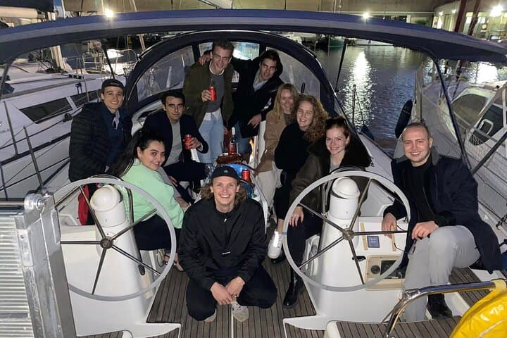 Big sailboat until 12 passengers + crew from Barcelona with Cava